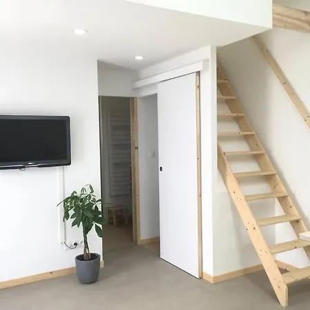 Logement Entier A La Campagne Proche Du Circuit Et Du Zoo De La Fleche Yvré-le-Pôlin Exterior foto